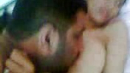 که برای چند یورو می رود شیرین به رختخواب عکسهای سکیس با یک غریبه و قراى او بالا